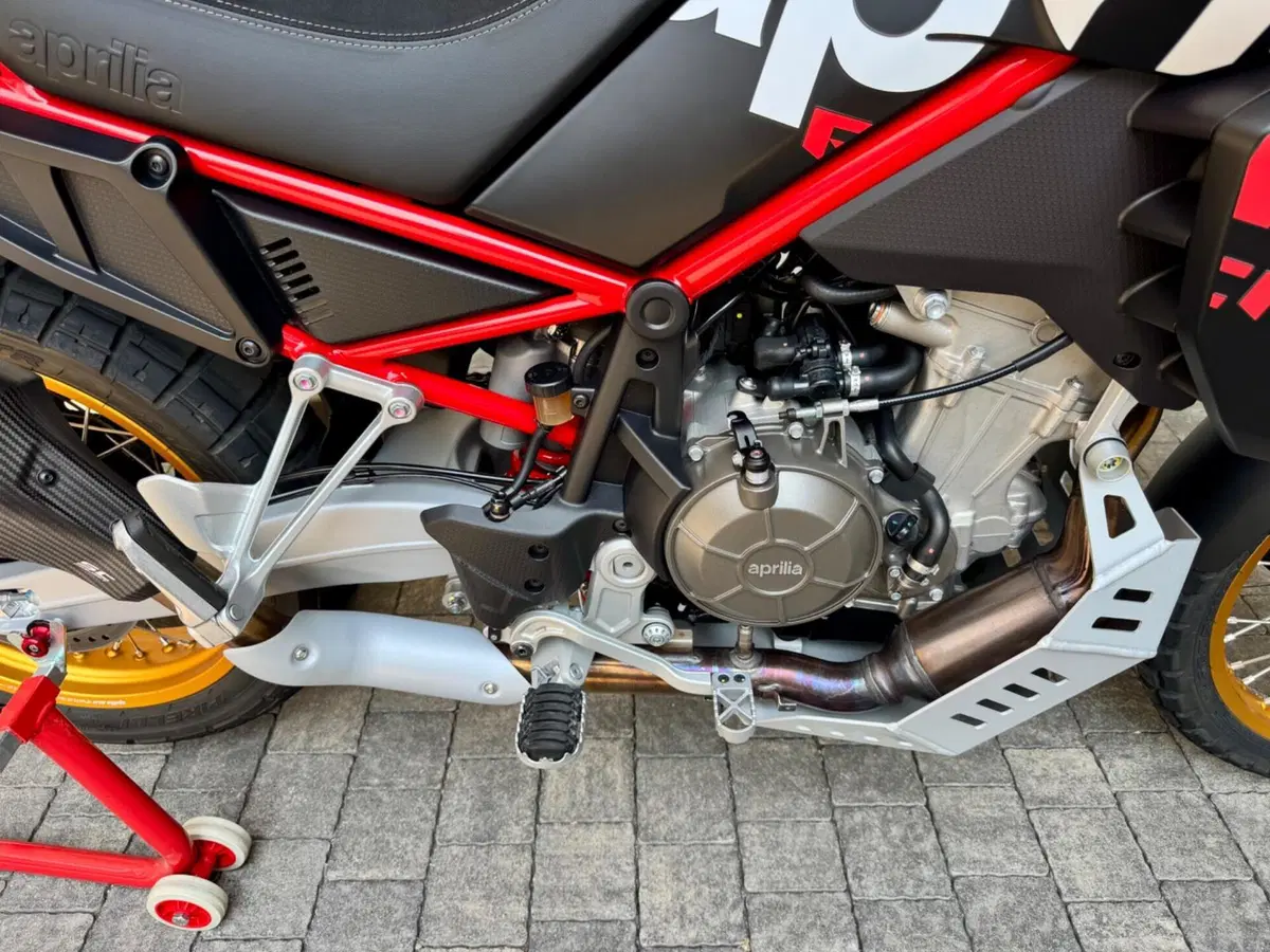 Aprilia Tuareg 660 Rally (2025 - 26) (3)