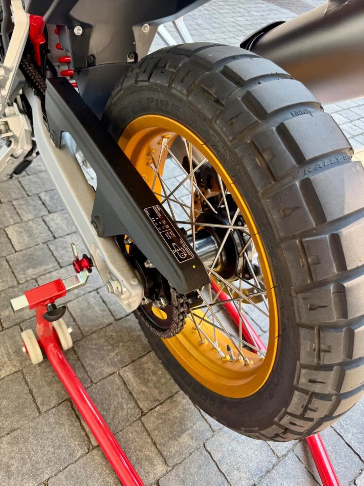 Aprilia Tuareg 660 Rally (2025 - 26) (7)
