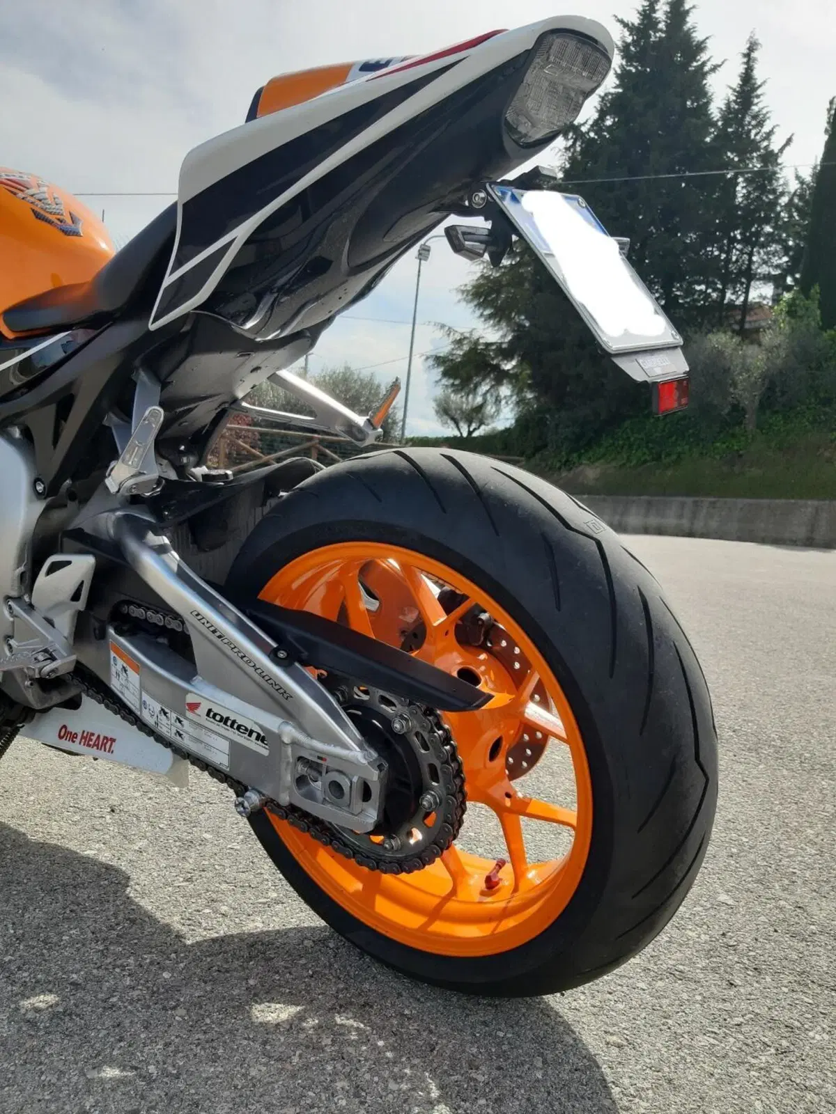 Honda CBR 1000 RR Fireblade (2012 - 16) (4)