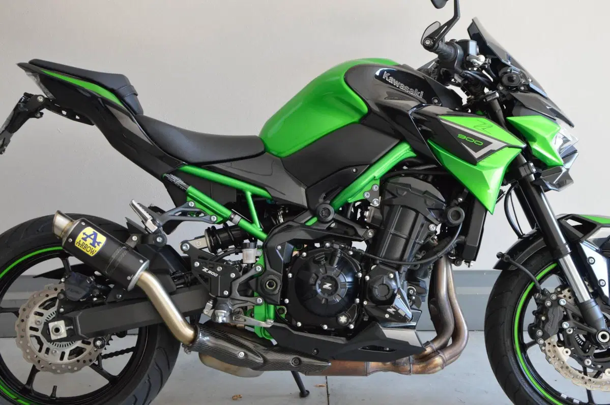 Kawasaki Z 900 (2021 - 24) (2)