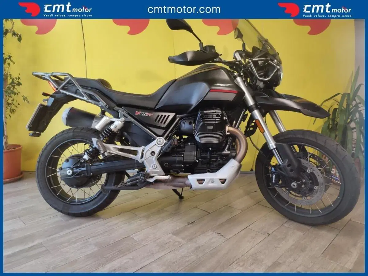 Moto Guzzi V85 TT (2021 - 23)