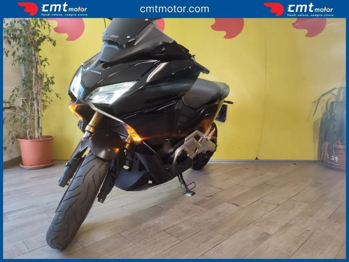 Honda Forza 750 DCT Urban (2021 - 24) (7)