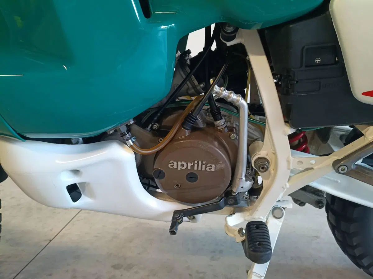 Aprilia Tuareg Wind 125 (6)