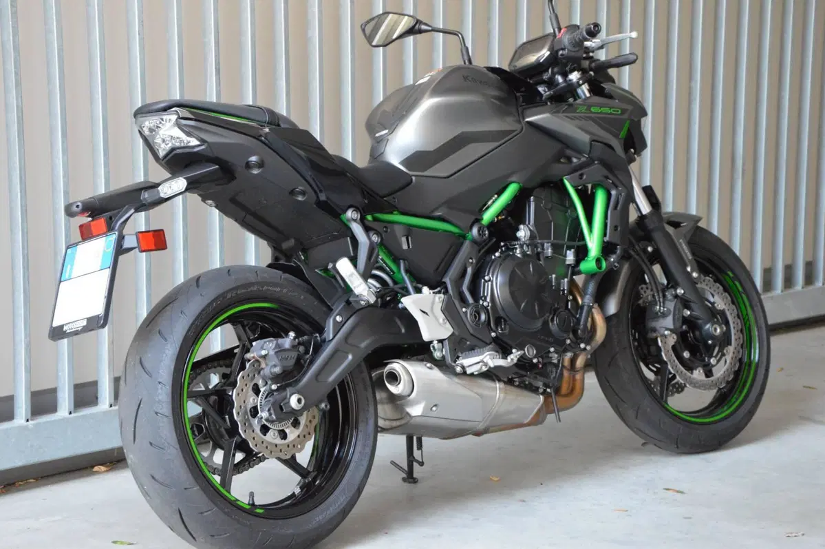 Kawasaki Z 650 (2021 - 24) (3)