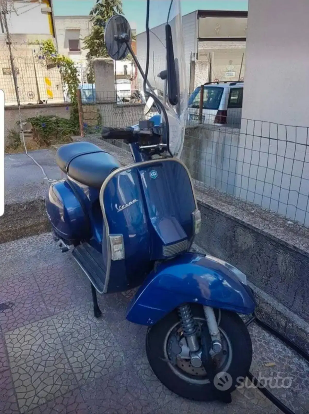 Piaggio Vespa (2)