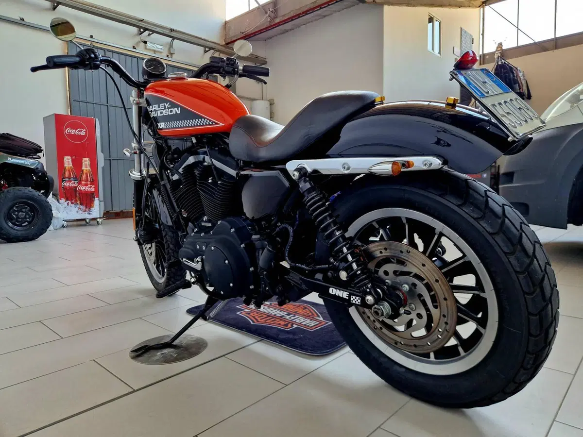 Harley-Davidson 883 R (2008 - 16) - XL 883R (7)