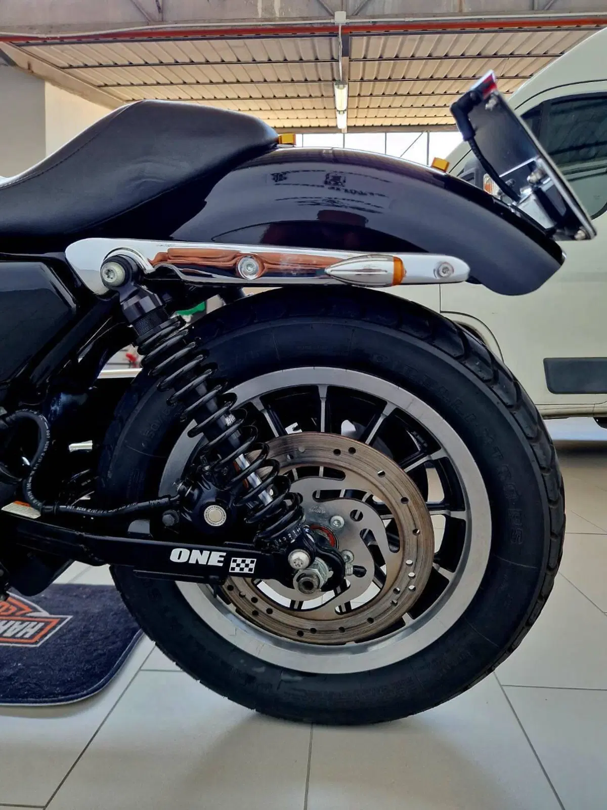 Harley-Davidson 883 R (2008 - 16) - XL 883R (10)