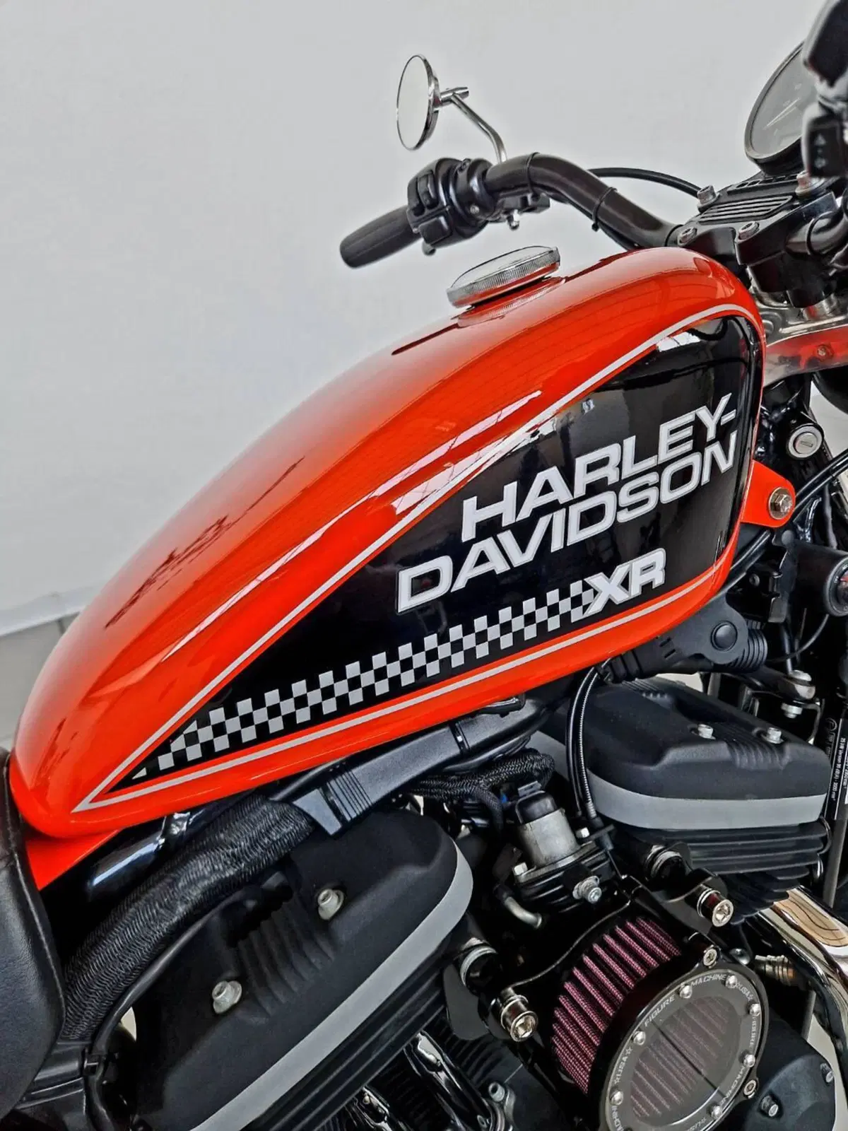 Harley-Davidson 883 R (2008 - 16) - XL 883R (12)