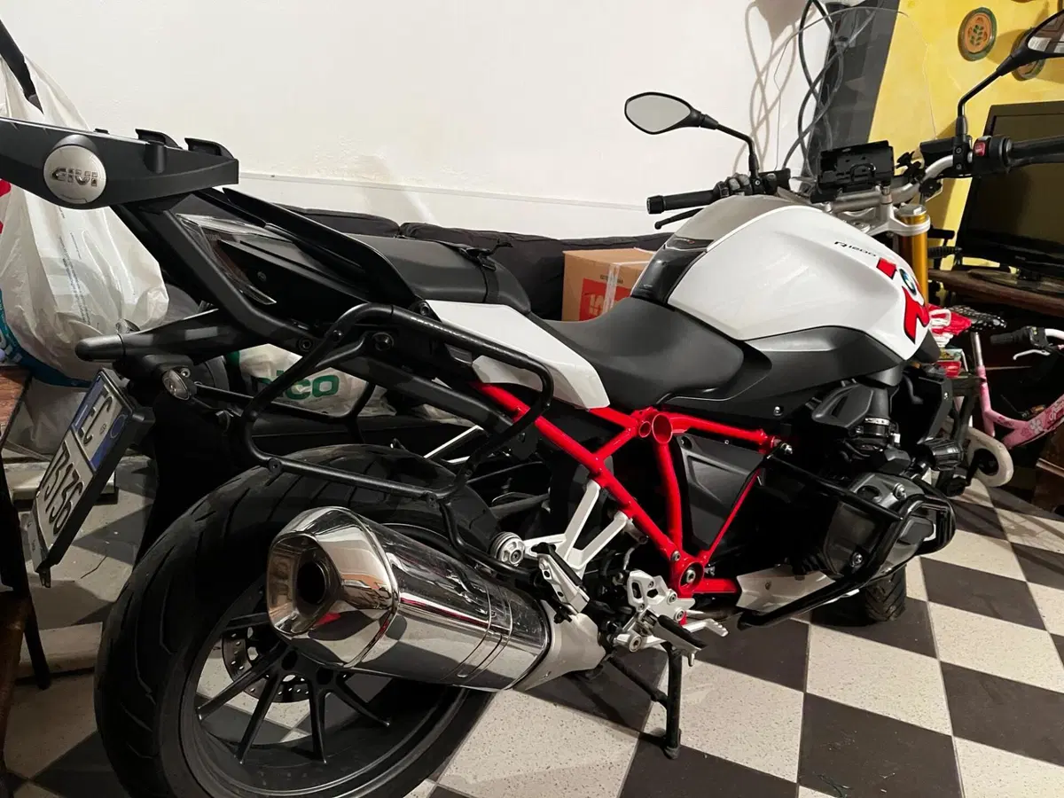 Bmw R 1200 R (2015 - 16) (2)