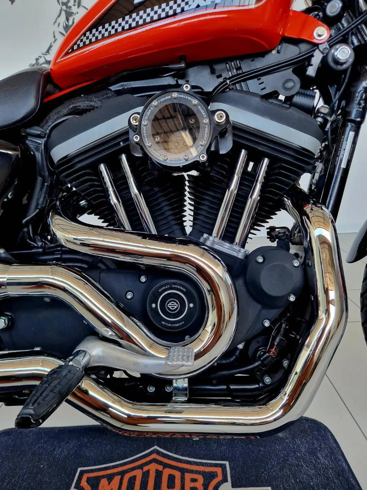 Harley-Davidson 883 R (2008 - 16) - XL 883R (13)
