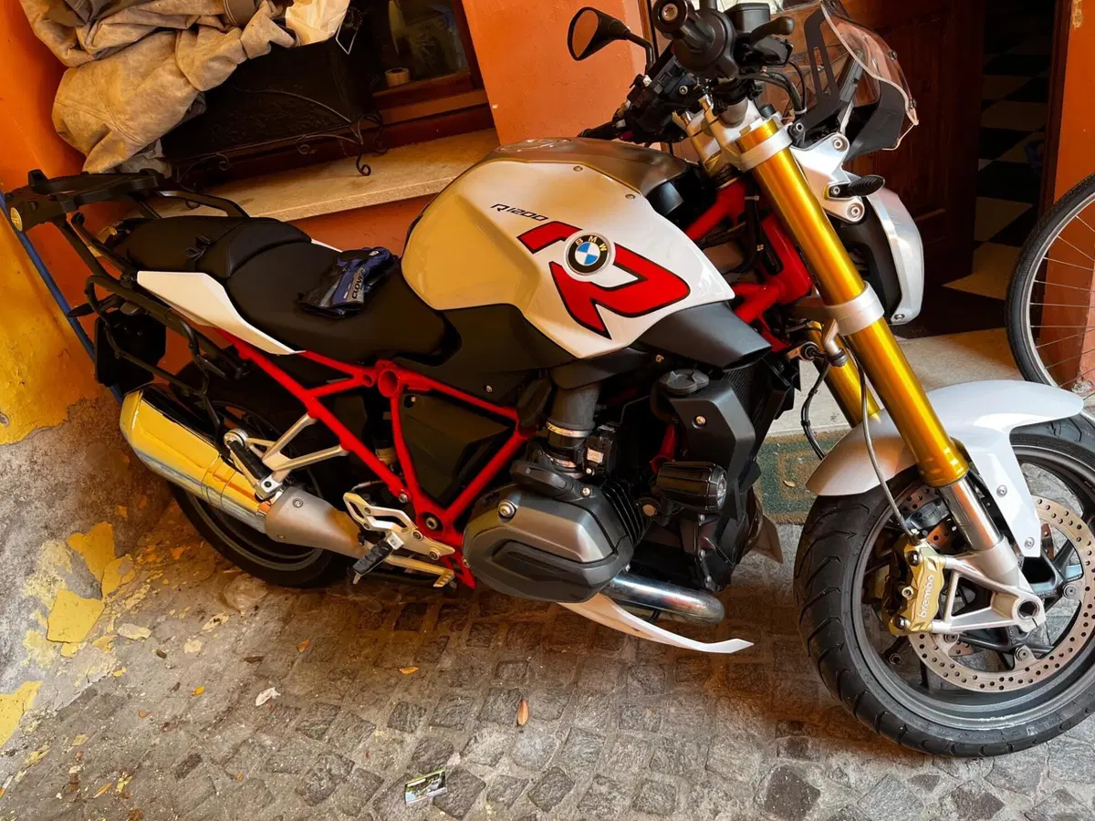 Bmw R 1200 R (2015 - 16) (6)