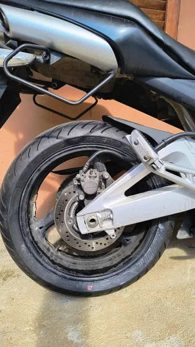 Suzuki GSR 600 (2006 - 11) usata