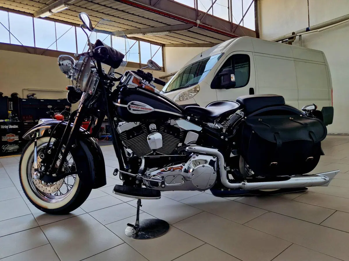 Harley-Davidson 1450 Heritage Springer Classic (2005 - 07) - FLSTSC (4)
