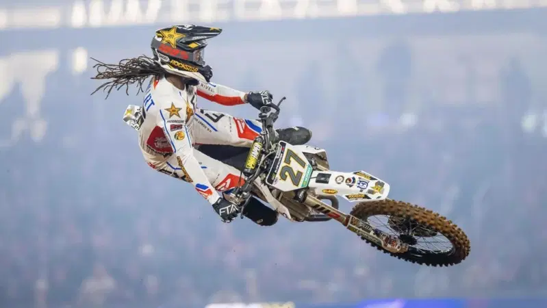 Stewart-Kawasaki, il mercato USA si accende: cosa succeder&agrave; con Chase Sexton?