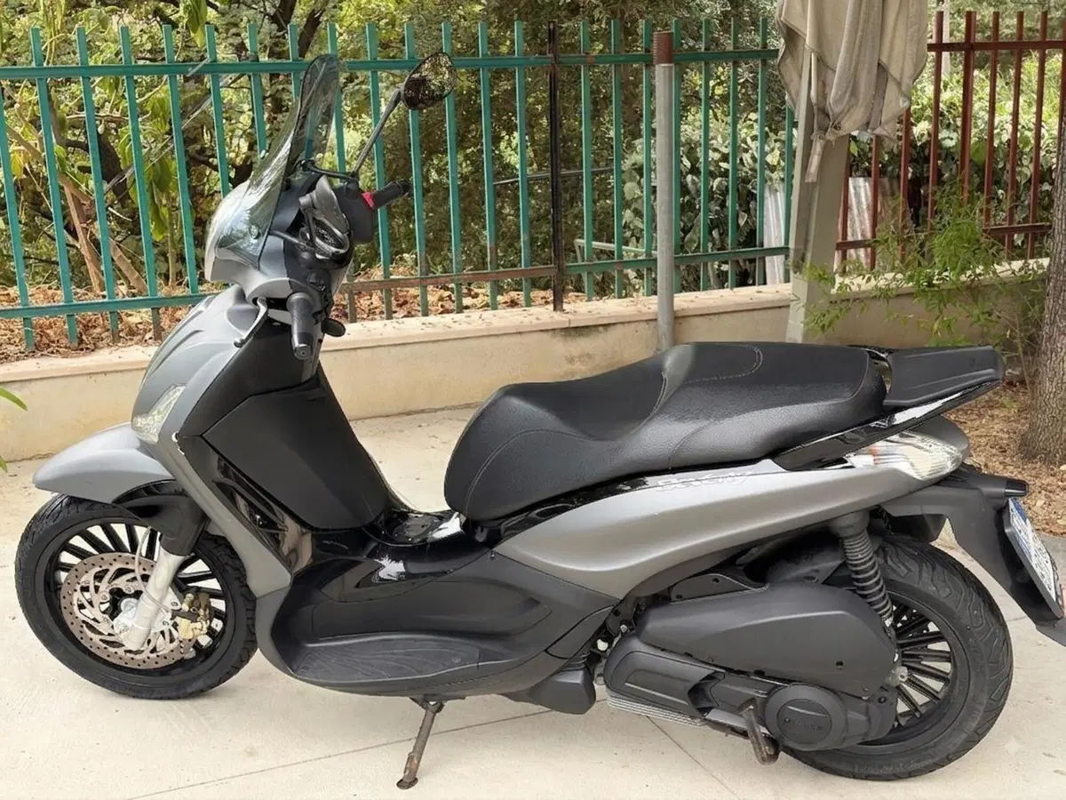 Piaggio Beverly 300 i.e. (2010 - 16) (2)