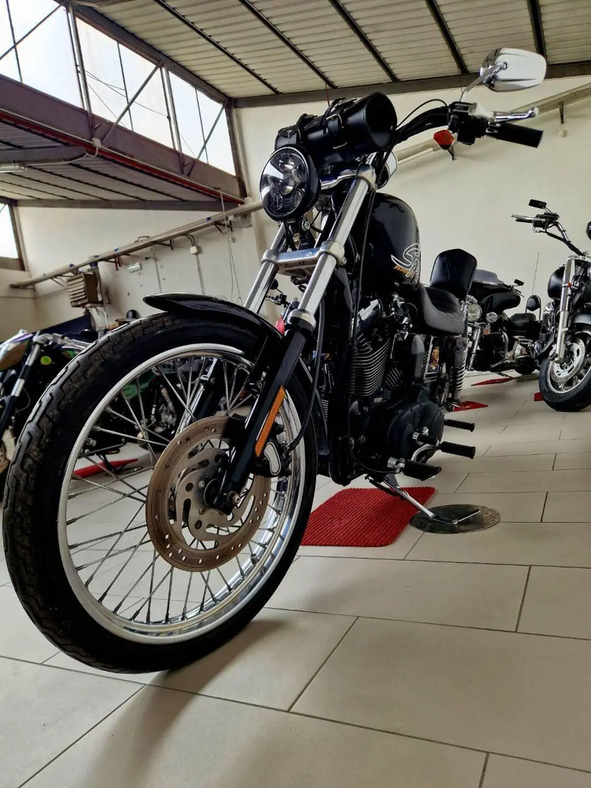 Harley-Davidson 1200 Custom (2001 - 03) - XL 1200C (3)