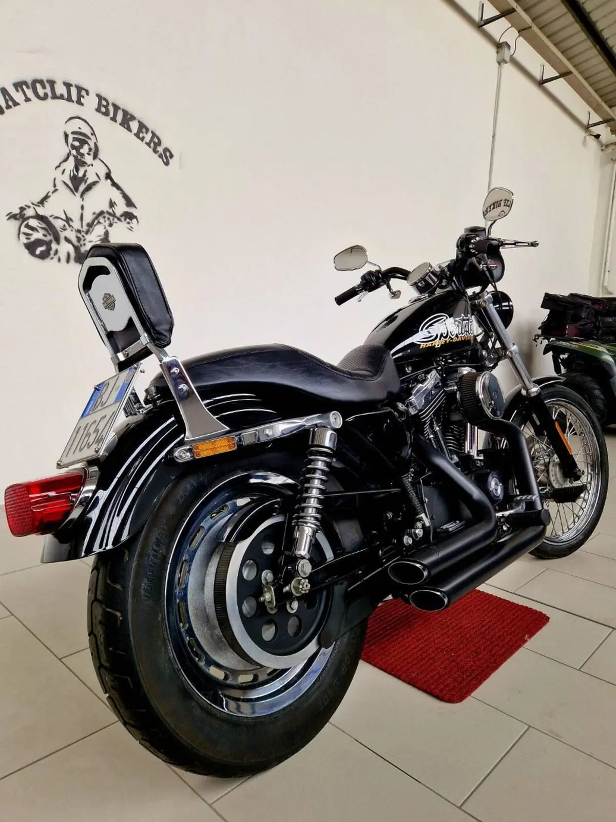 Harley-Davidson 1200 Custom (2001 - 03) - XL 1200C (5)