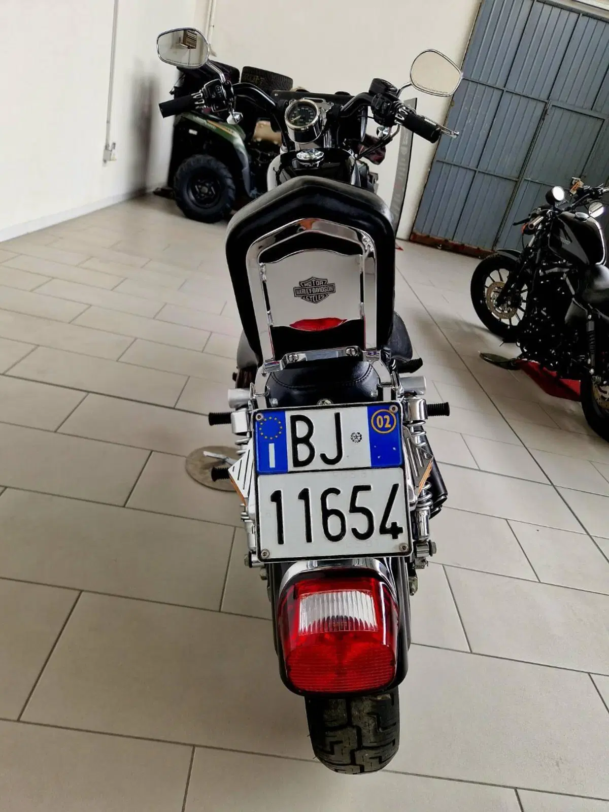 Harley-Davidson 1200 Custom (2001 - 03) - XL 1200C (6)