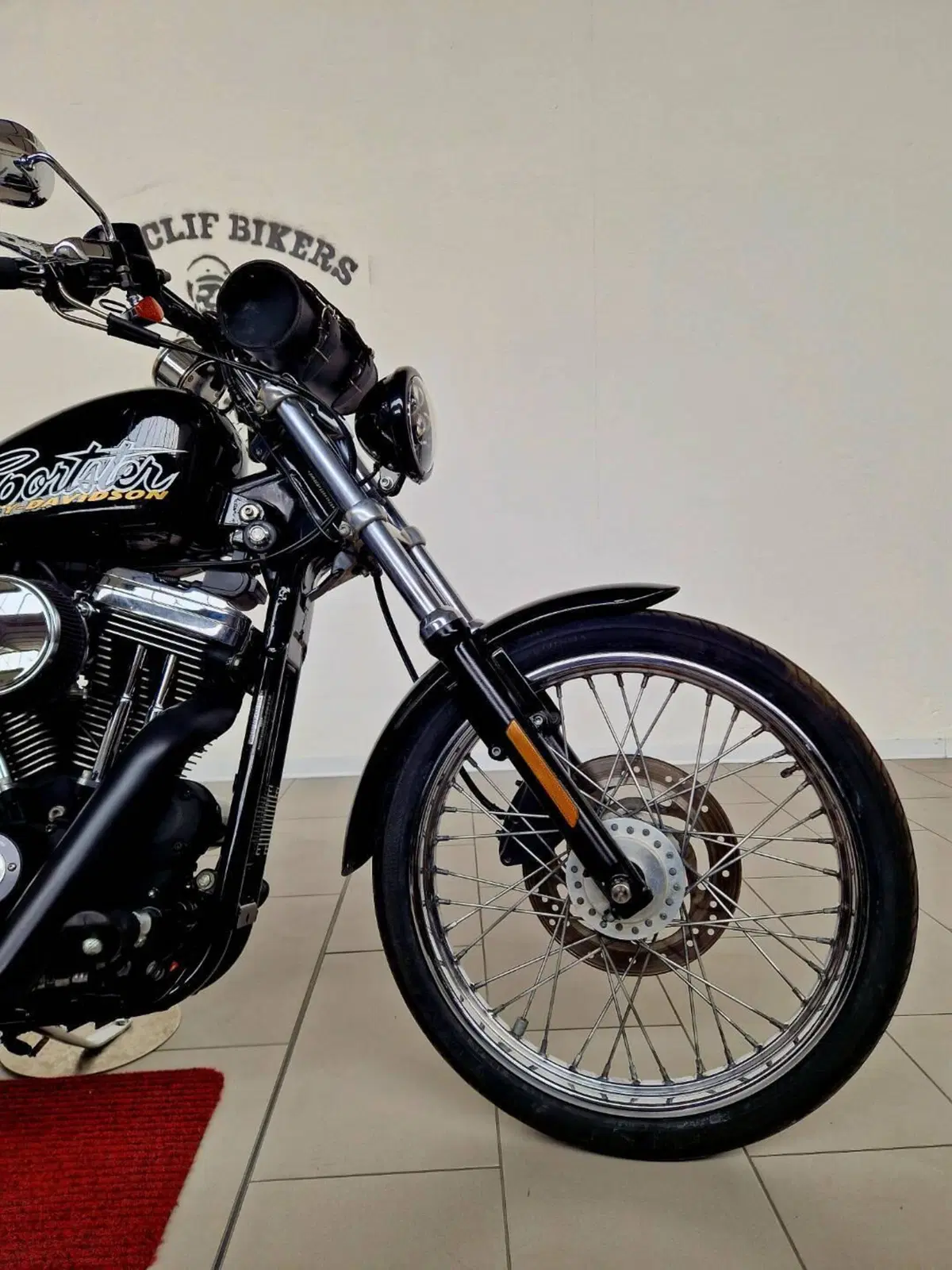 Harley-Davidson 1200 Custom (2001 - 03) - XL 1200C (16)