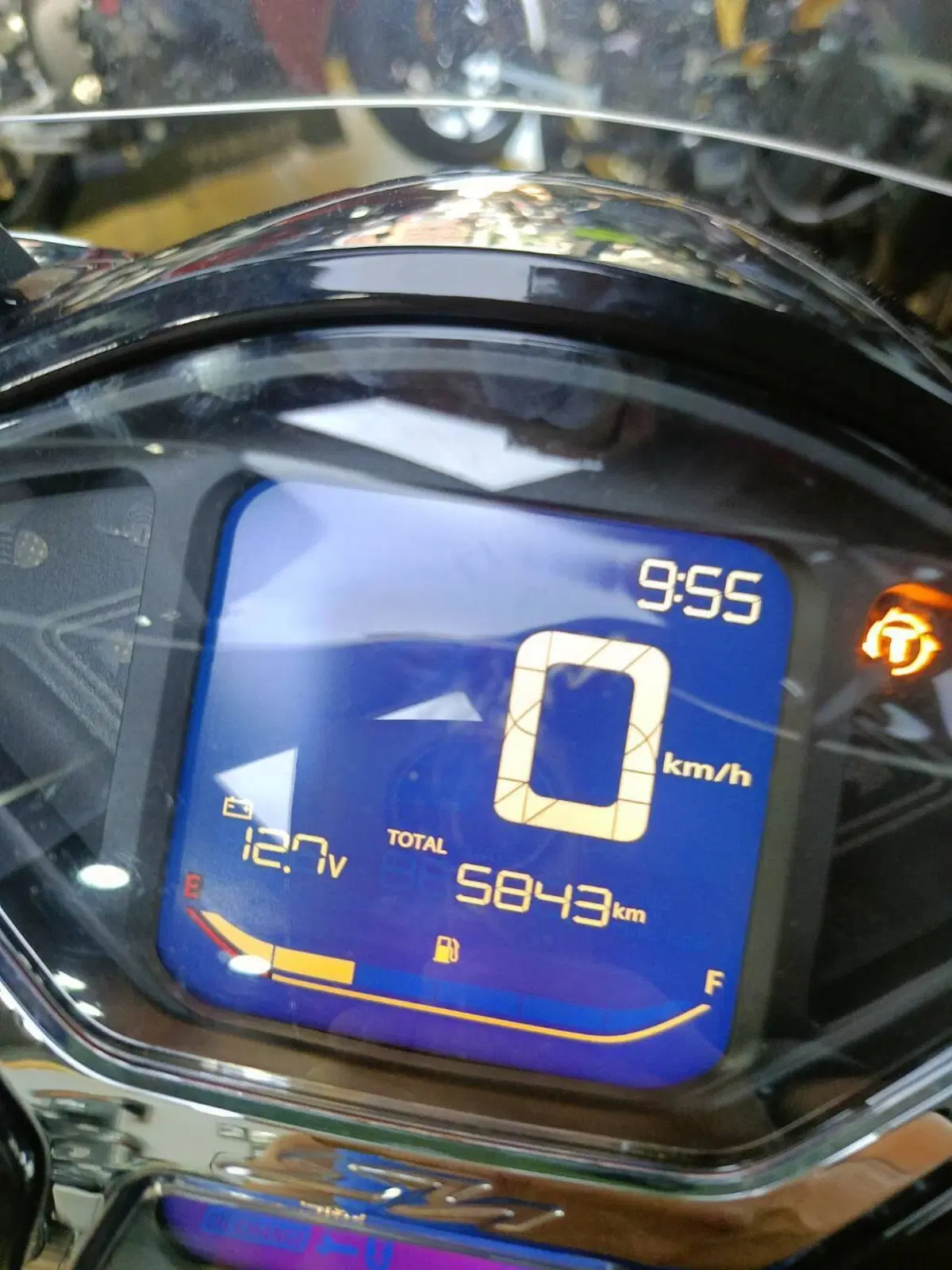 Honda SH 150i (2024 - 25) (3)