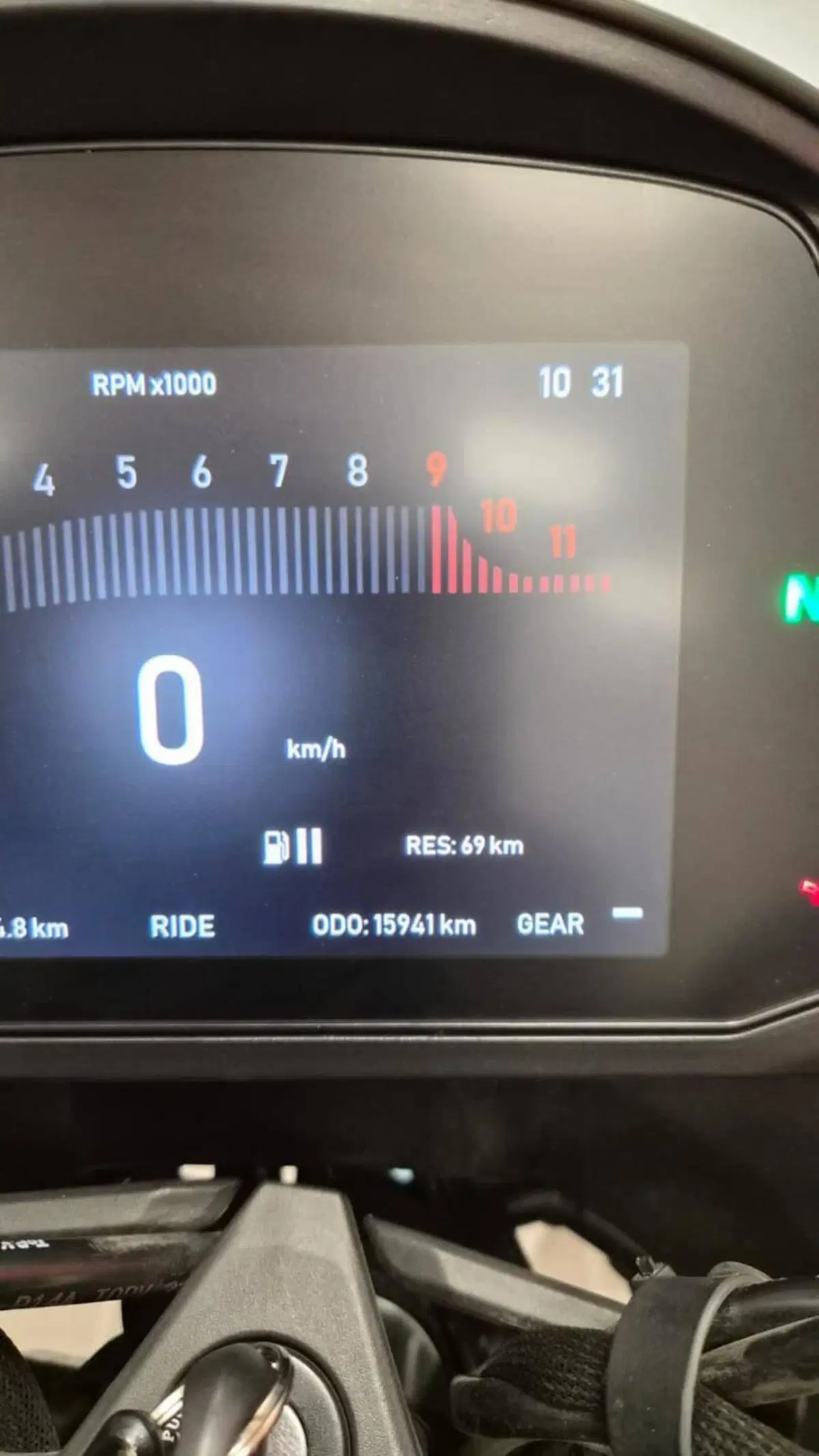 Moto Morini X-Cape 650 Gold Wheels Edition (2022 - 26) (3)