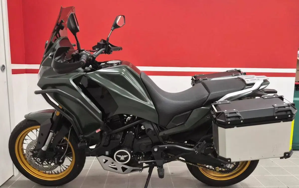 Moto Morini X-Cape 650 Gold Wheels Edition (2022 - 26)