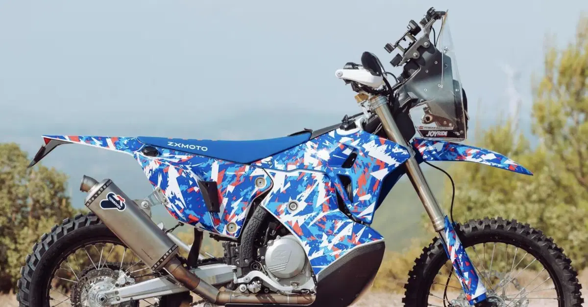 ZX Moto fa sul serio: arriva Tobias Ebster, nel mirino c&rsquo;&egrave; la Dakar 2027