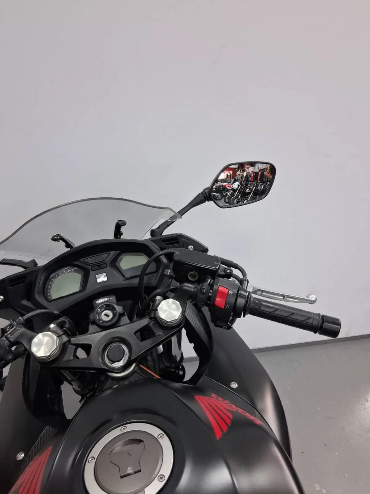 Honda CBR 650 F ABS (2014 - 17) (5)