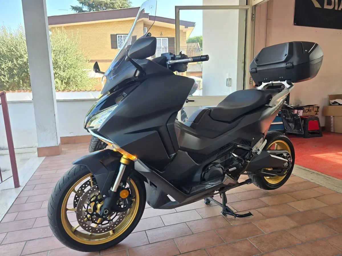 Honda Forza 750 DCT Special Edition (2024) (8)
