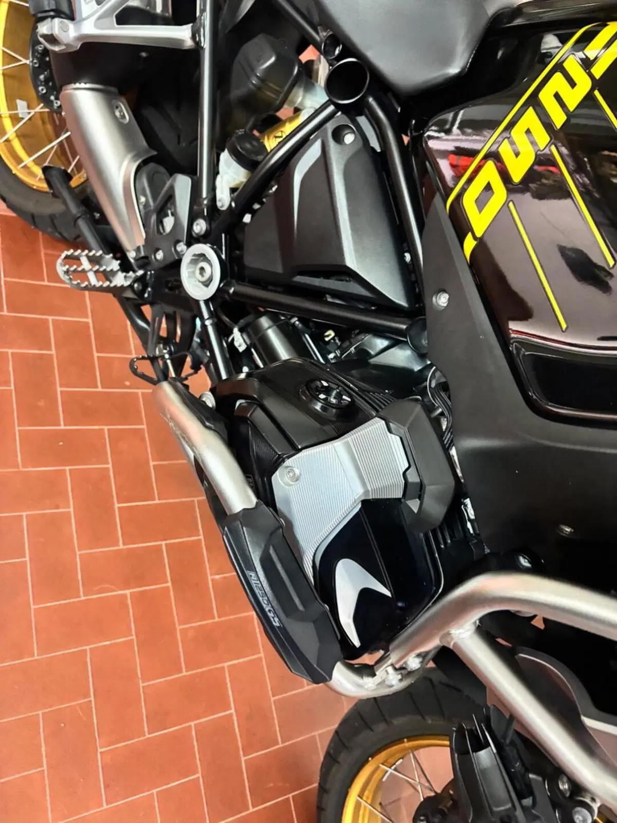 Bmw R 1250 GS Adventure - Edition 40 Years GS (2020 - 21) (4)