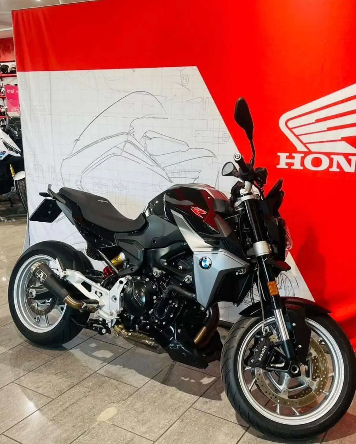 Bmw F 900 R (2021 - 24) (2)