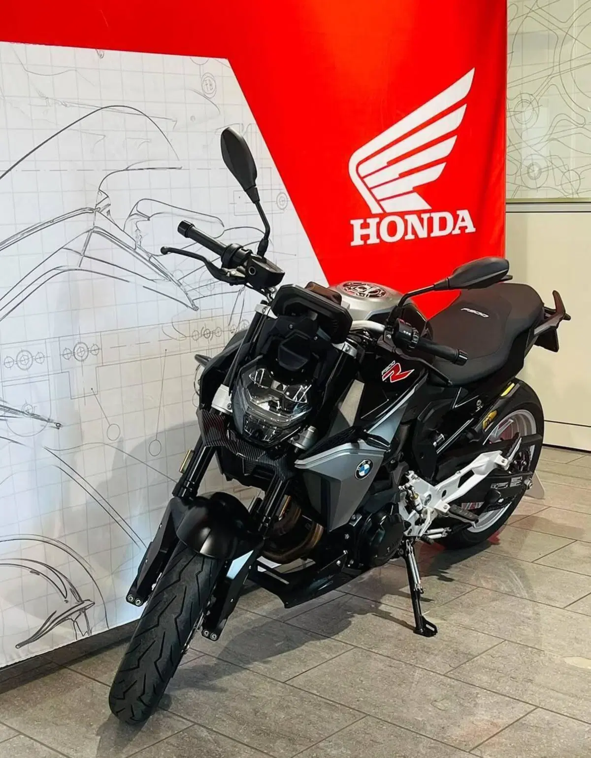 Bmw F 900 R (2021 - 24) (7)