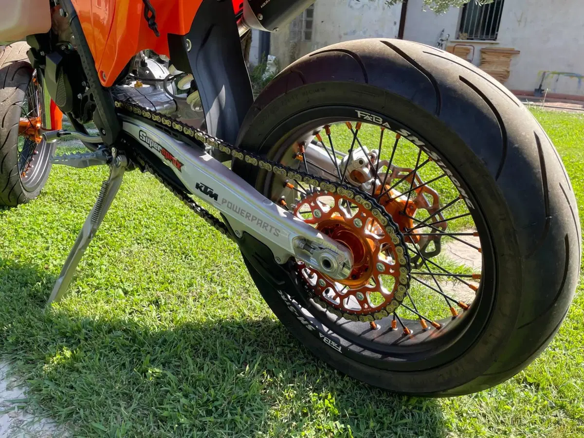 KTM 125 XC-W (2026) (9)