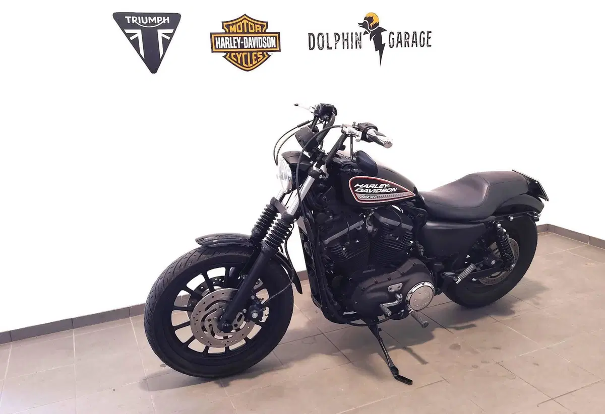 Harley-Davidson 883 R (2008 - 16) - XL 883R (9)