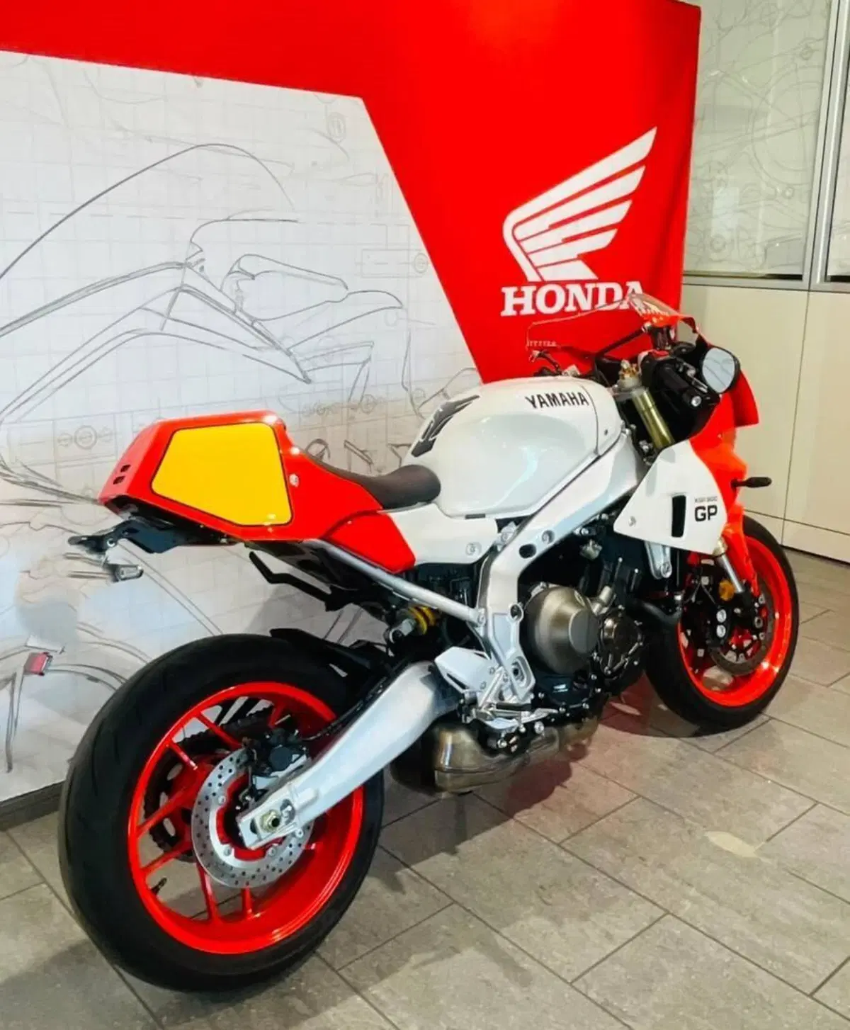 Yamaha XSR 900 GP (2024 - 26) (5)