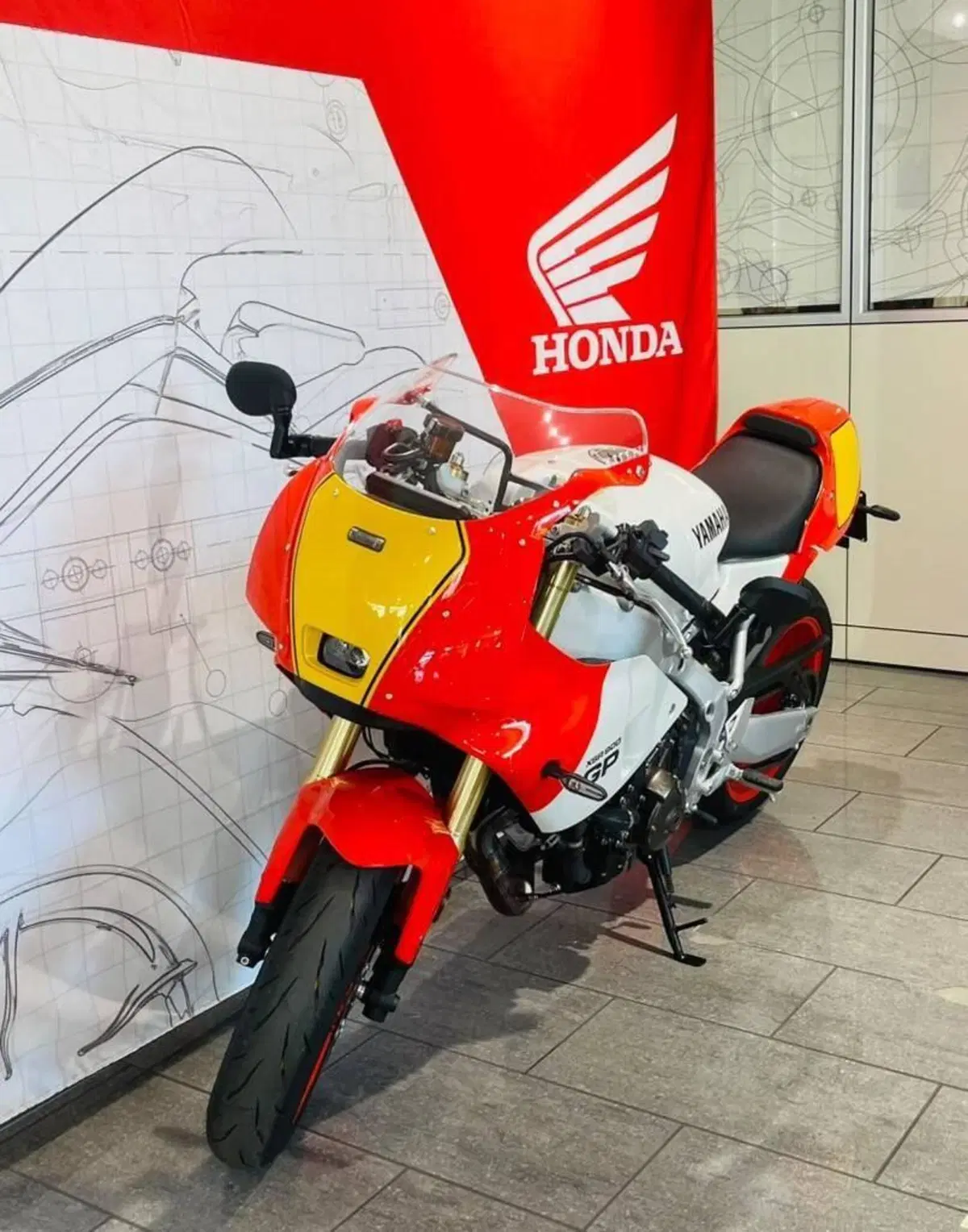 Yamaha XSR 900 GP (2024 - 26) (6)