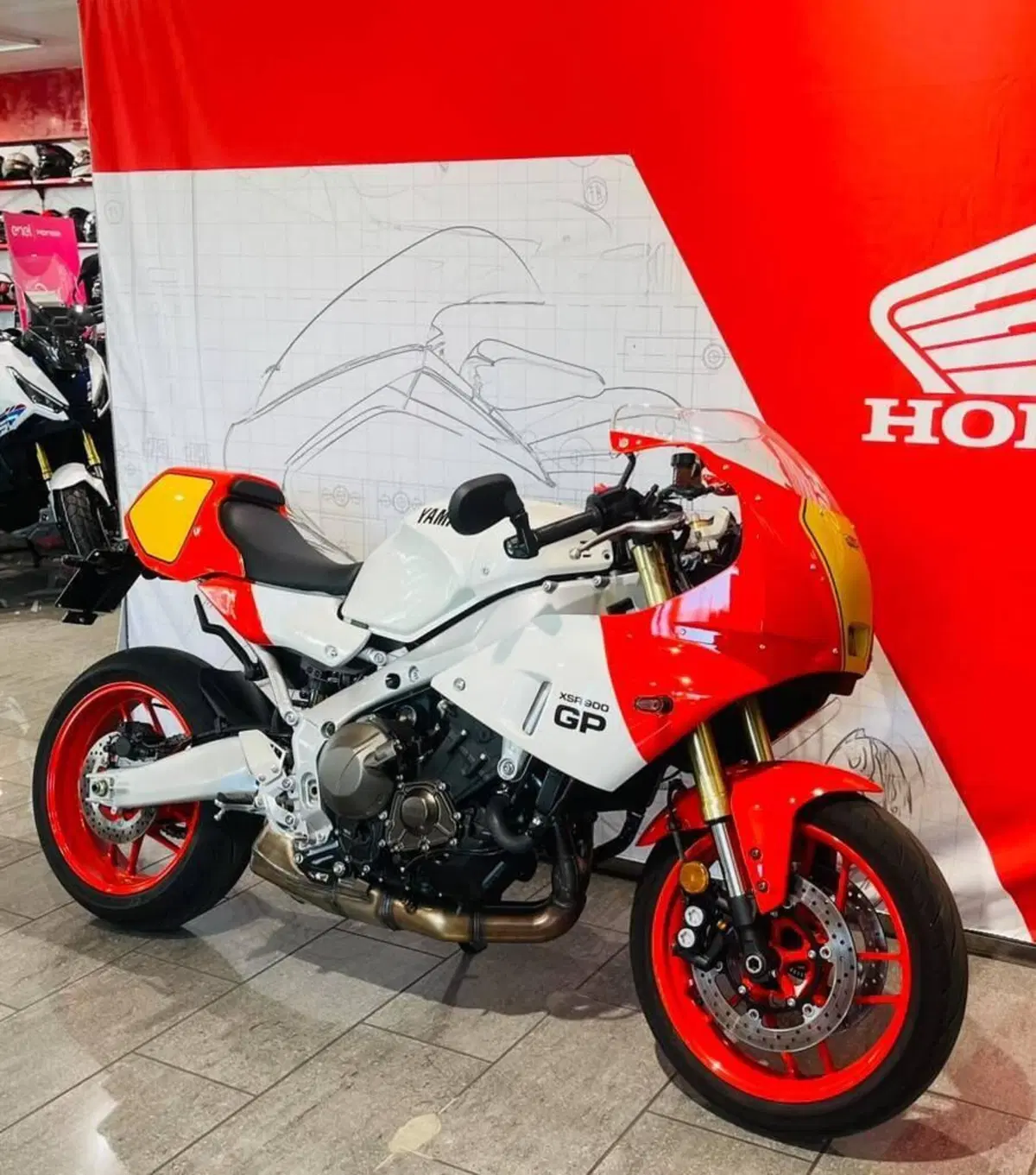Yamaha XSR 900 GP (2024 - 26) (7)