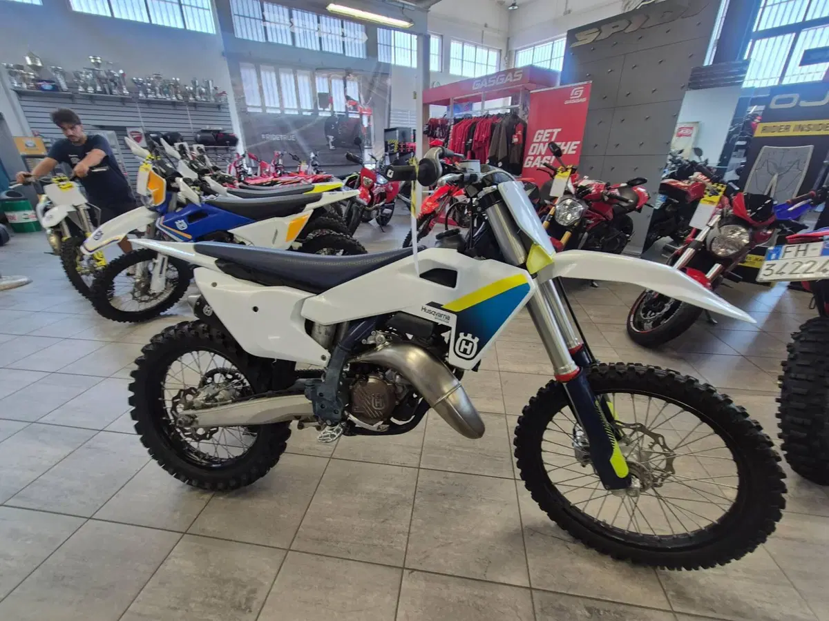 Husqvarna TC 125 (2025) (5)