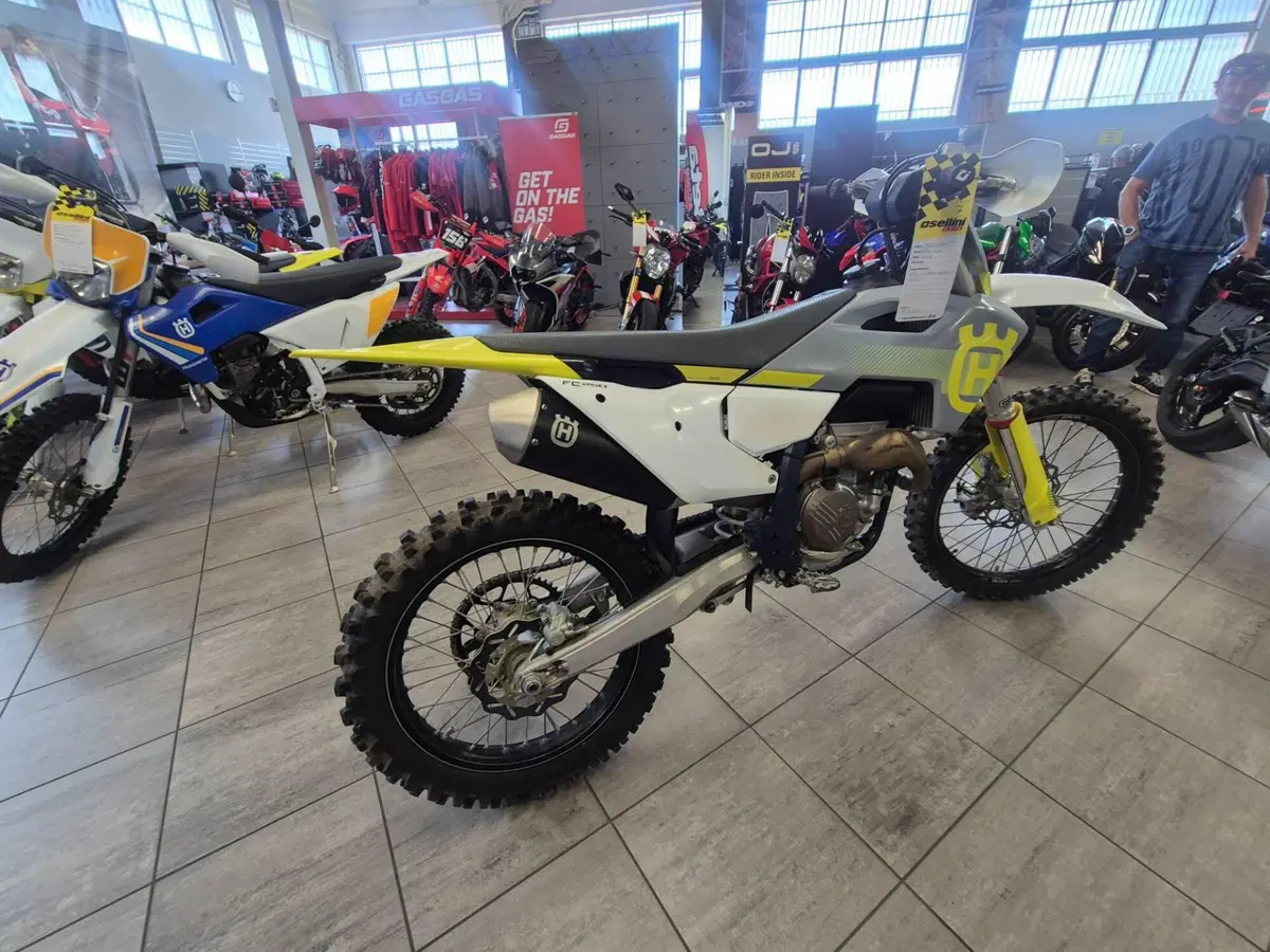 Husqvarna FC 250 (2024) (3)