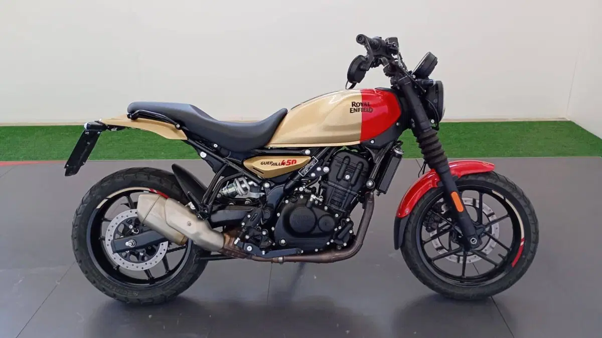 Royal Enfield Guerrilla 450 (2024 - 26) (2)