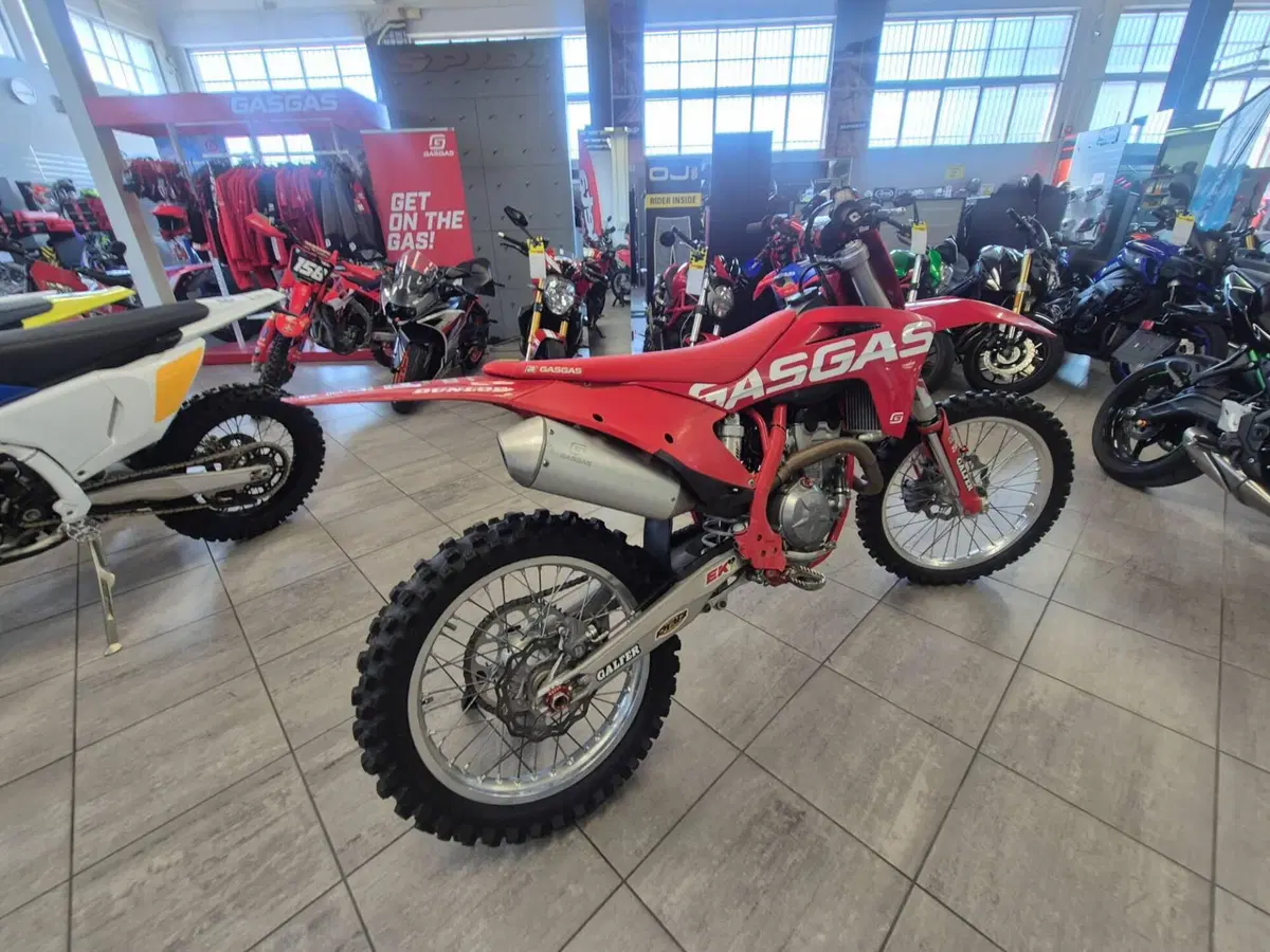GASGAS MC 250 F (2023) (3)