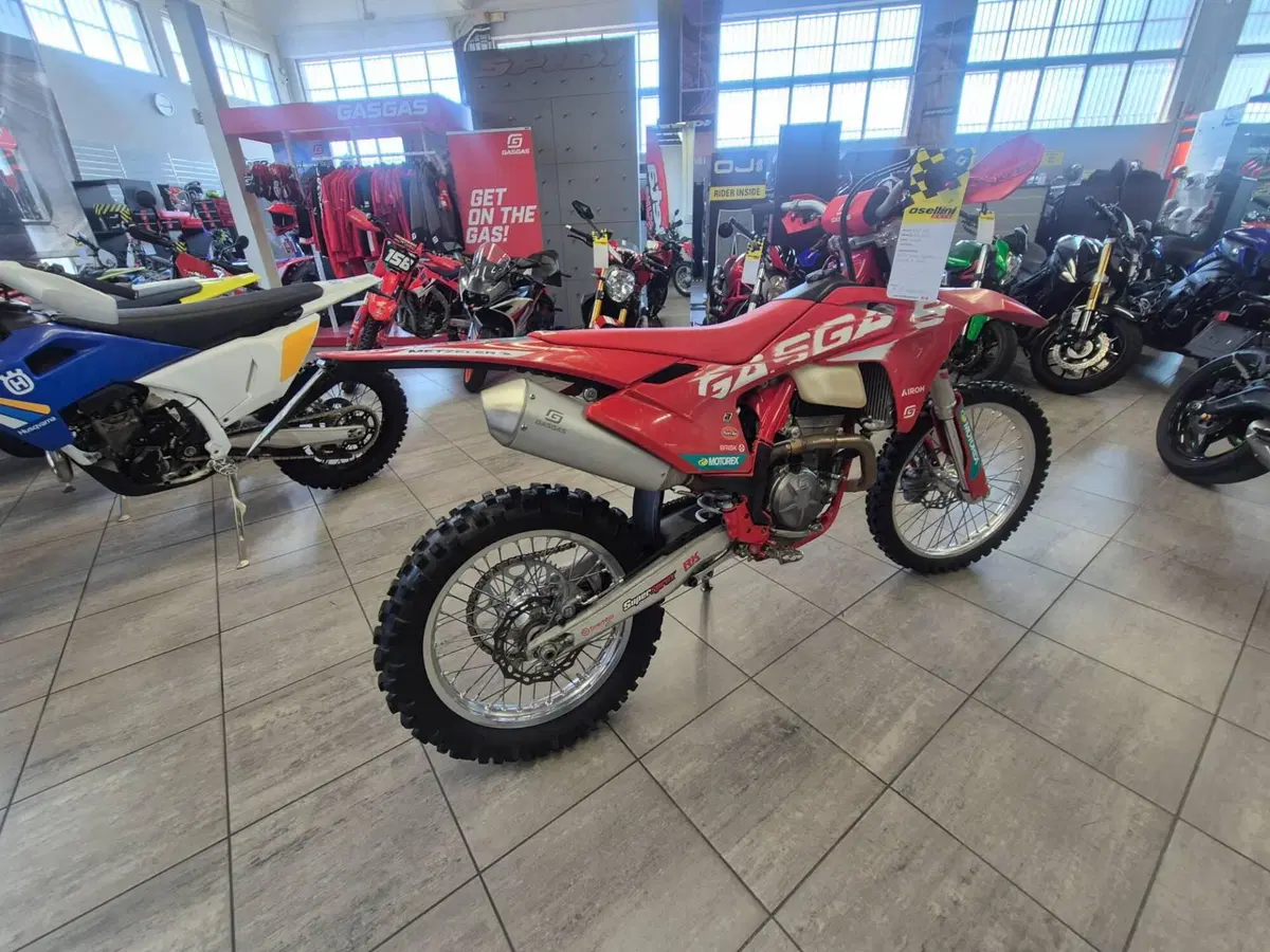 GASGAS EC 250 F (2024) (3)