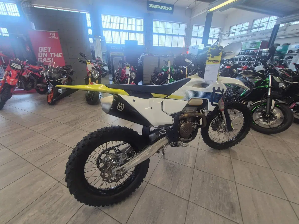 Husqvarna FE 350 (2024)