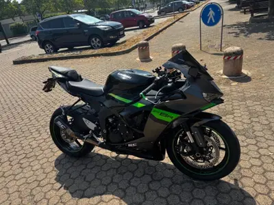 Kawasaki Ninja 636 ZX-6R (2024 - 26) usata