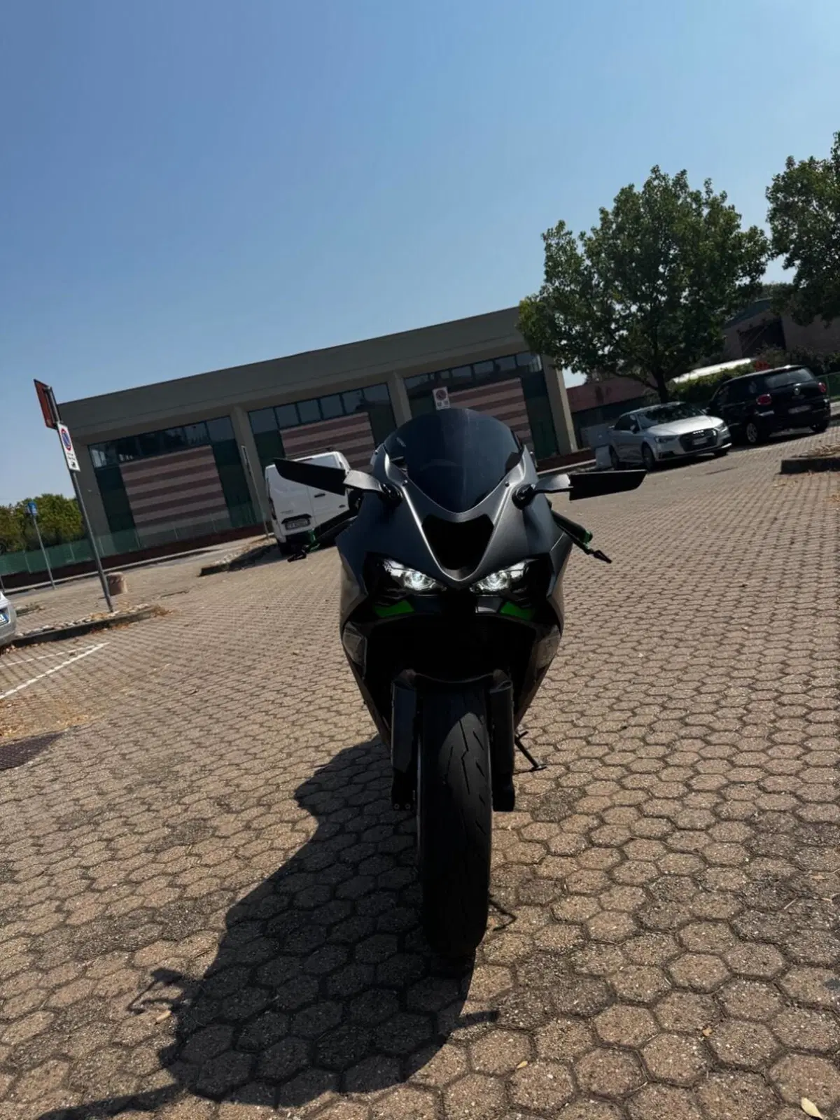 Kawasaki Ninja 636 ZX-6R (2024 - 26) (2)