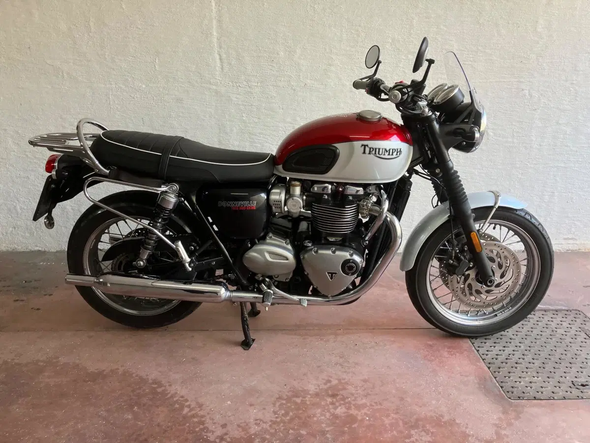 Triumph Bonneville T120 Bud Ekins SE (2020) (8)