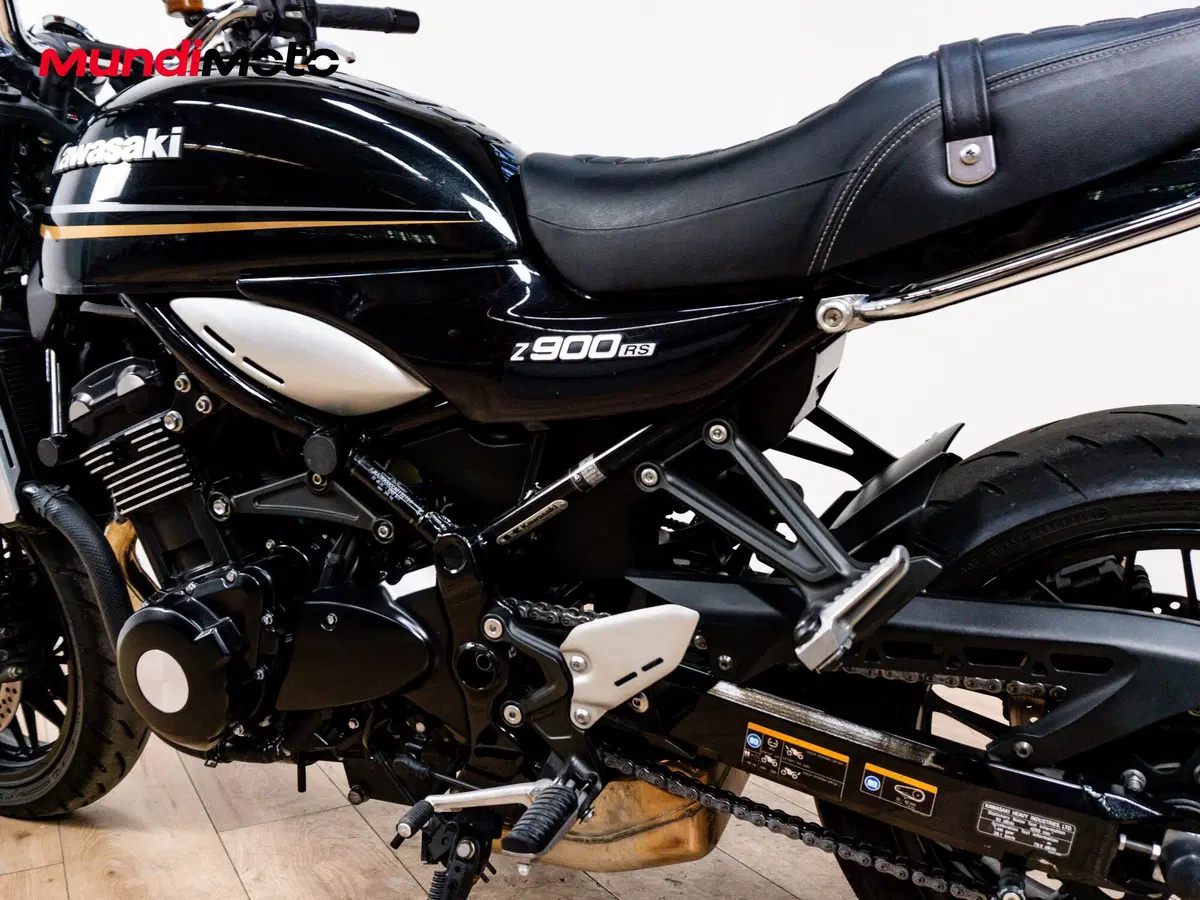 Kawasaki Z 900 RS (2021) (10)