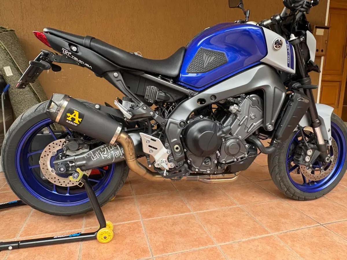Yamaha MT-09 (2021 - 23) (6)