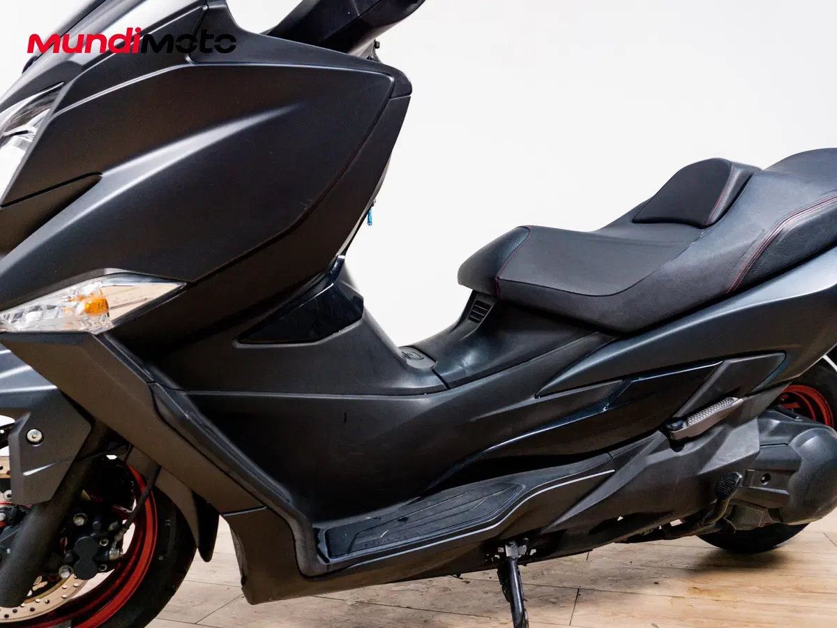 Suzuki Burgman AN 400 ABS (2010 - 13) (9)