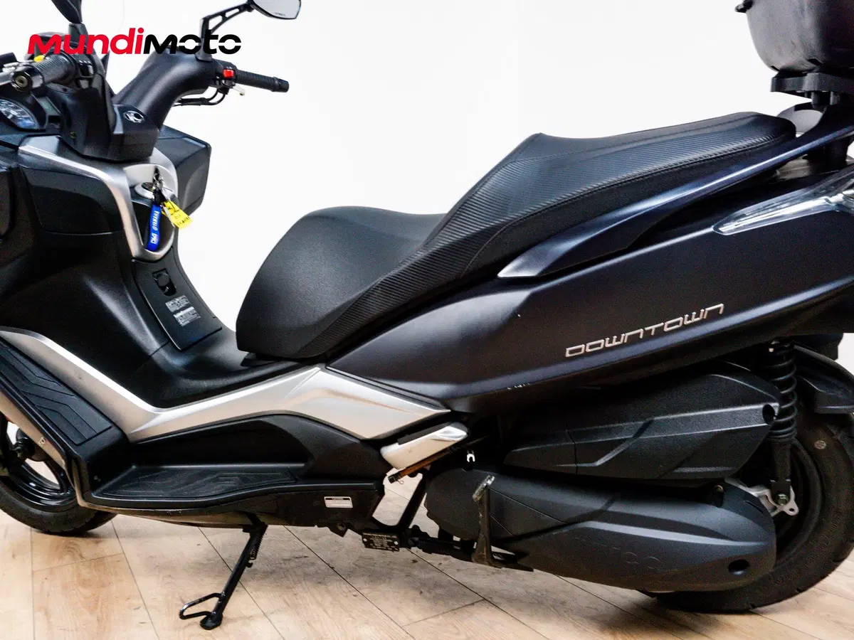 Kymco Downtown 350i TCS (2020) (10)
